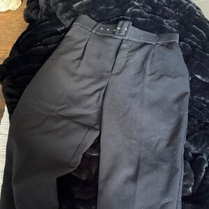 Zara Wonen's Elegant Black Dress Pants